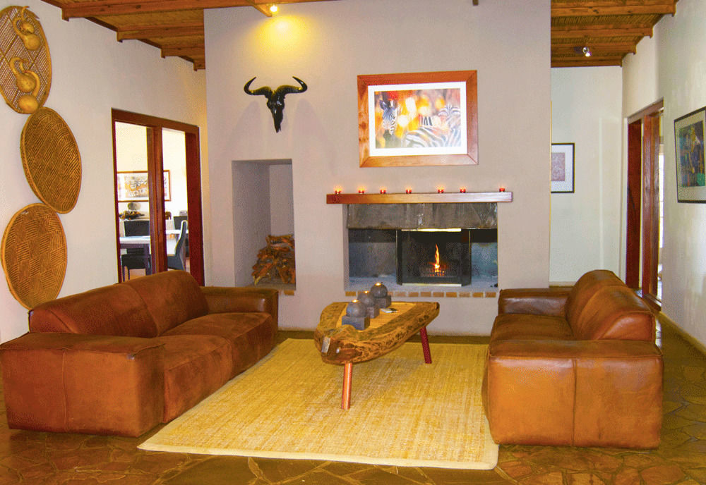 Auas Safari Lodge Falena Экстерьер фото